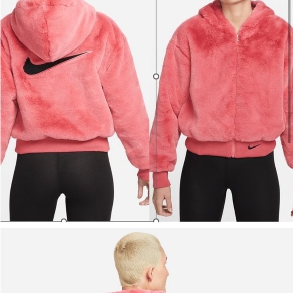 Nike Sweaters - Worn once fuzzy Nike jacket